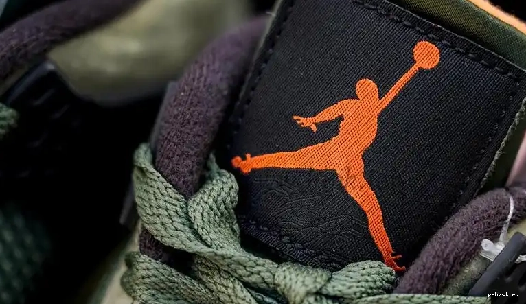 MATERIALS RETAIL Jordan PK READY GOD TO SHIP 4 Undefeated Olive Travis Scott 0510